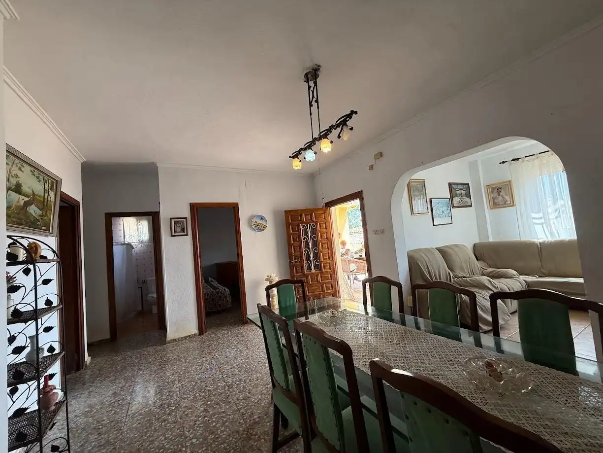 Detached house with pool for sale in Montserrat, imagen 4