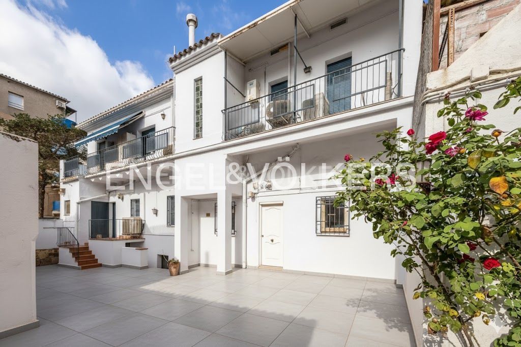 Exterior view of House or chalet for sale in Molins de Rei  with Air Conditioner, Heating and Private garden