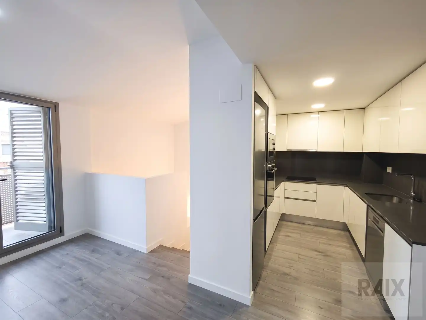 Dúplex con ascensor en venta en esq. Ctra. de Montcada ), imagen 7