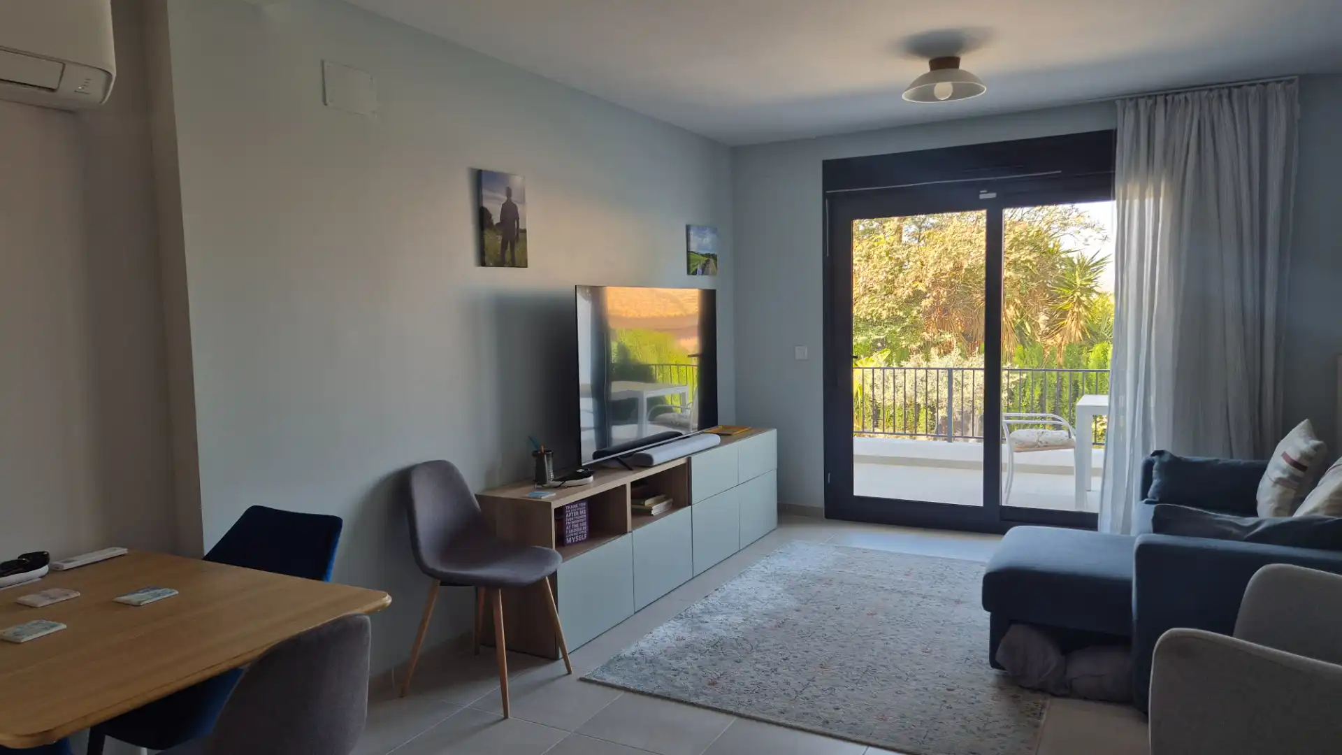 Sala de estar de Casa o chalet en venta en Busot con Aire acondicionado, Calefacción y Jardín privado