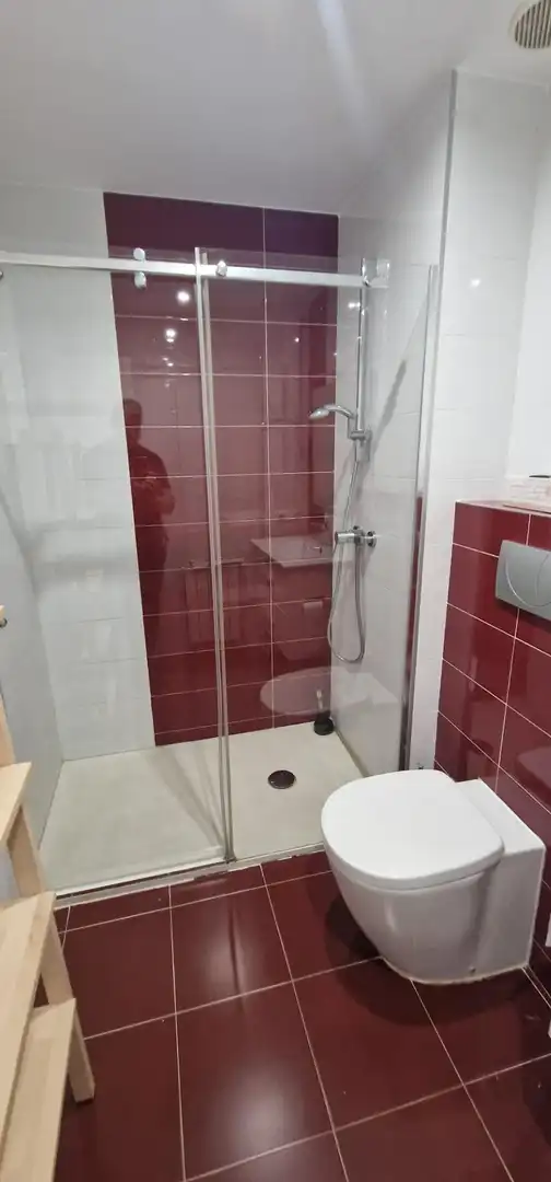 Bathroom of Flat for rent in Mislata  with Air Conditioner and Balcony