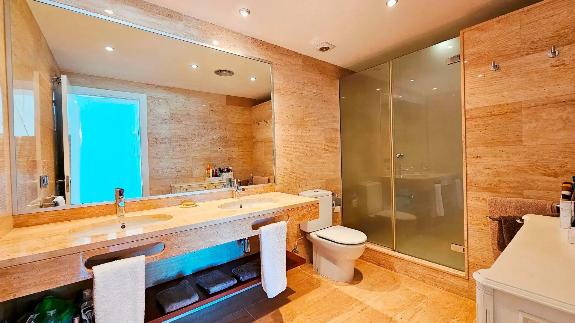 Baño de Casa o chalet en venta en El Port de la Selva con Aire acondicionado, Calefacción y Jardín privado