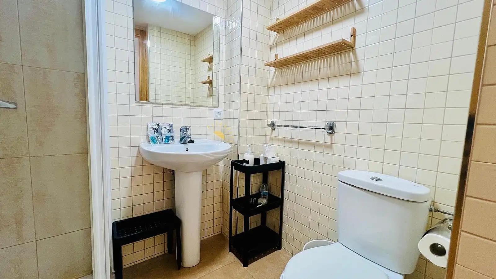 Bathroom of Apartments for sale in Nerja  with Terrace, Swimming Pool and Oven