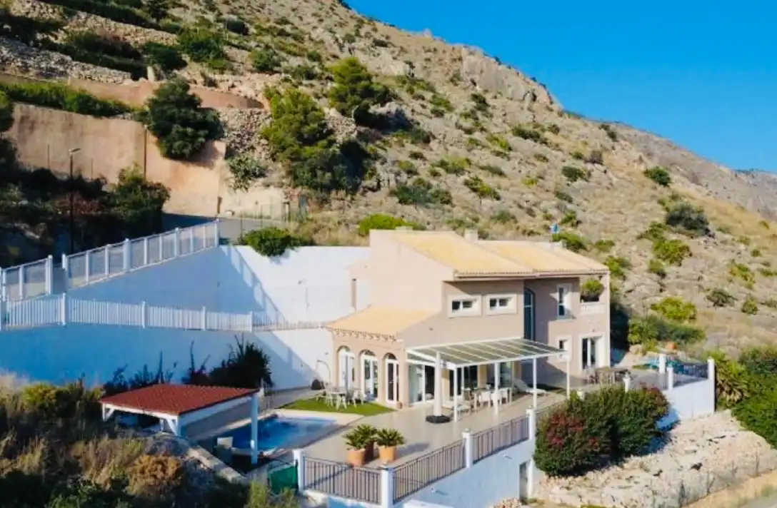 Villa mit Terrasse zum Verkauf in Altea ciudad, imagen 6