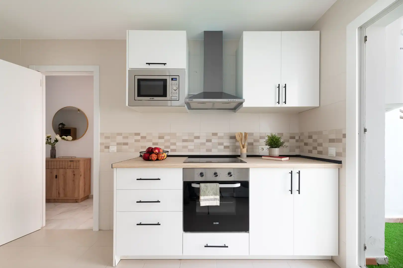 Cocina de Piso en venta en Estepona con Amueblado, Lavadora y Microondas