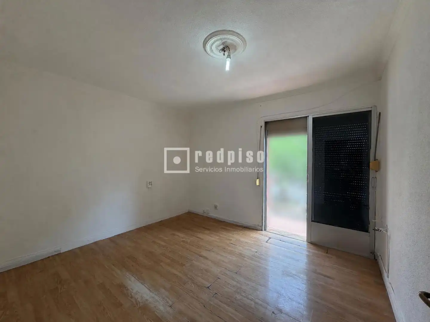 Habitación de Piso en venta en Alcorcón con Calefacción, Parquet y Terraza