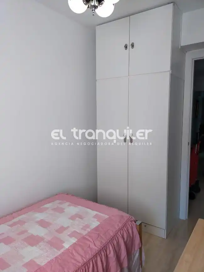 Habitación de Piso de alquiler en Madrid con Terraza, Amueblado y Lavadora