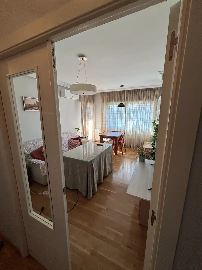 Apartament amb ascensor de lloguer a Calle Sánchez Manzano