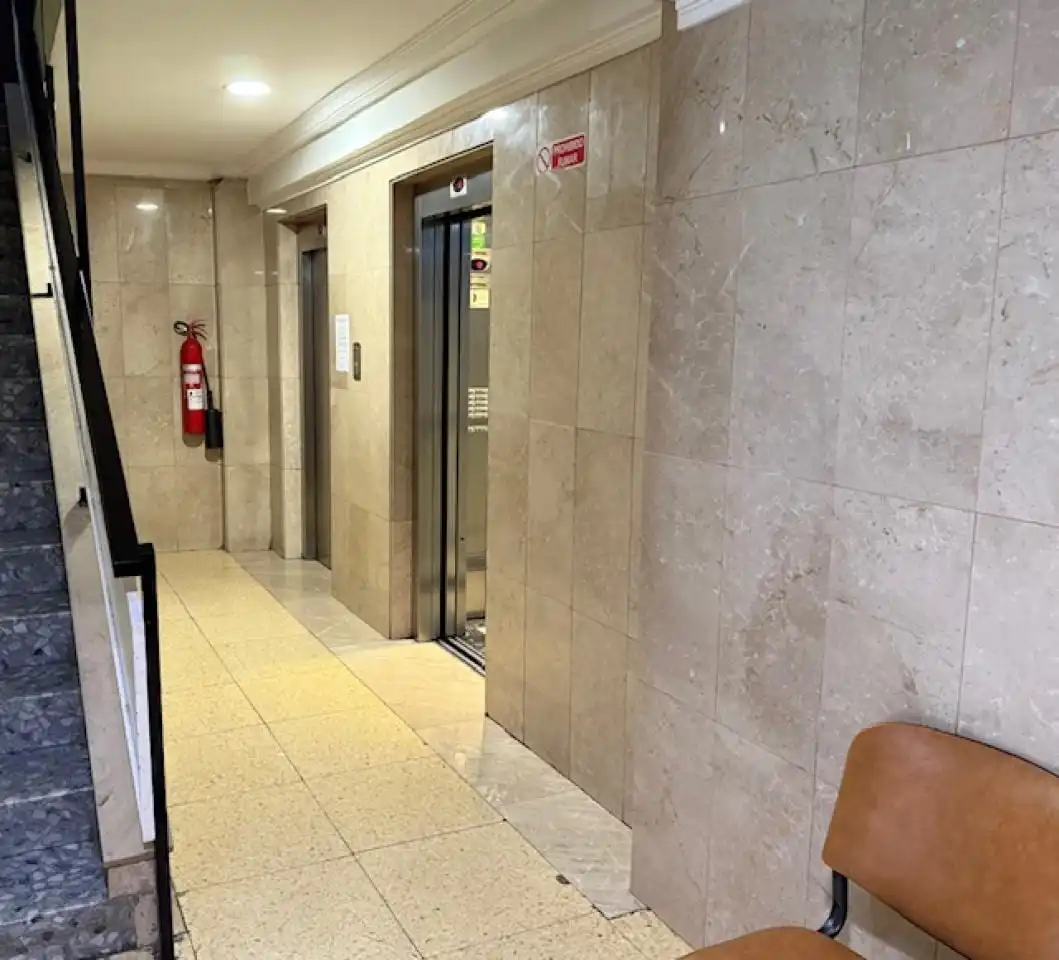 Apartament en venda en León Capital  amb Calefacció i Parquet