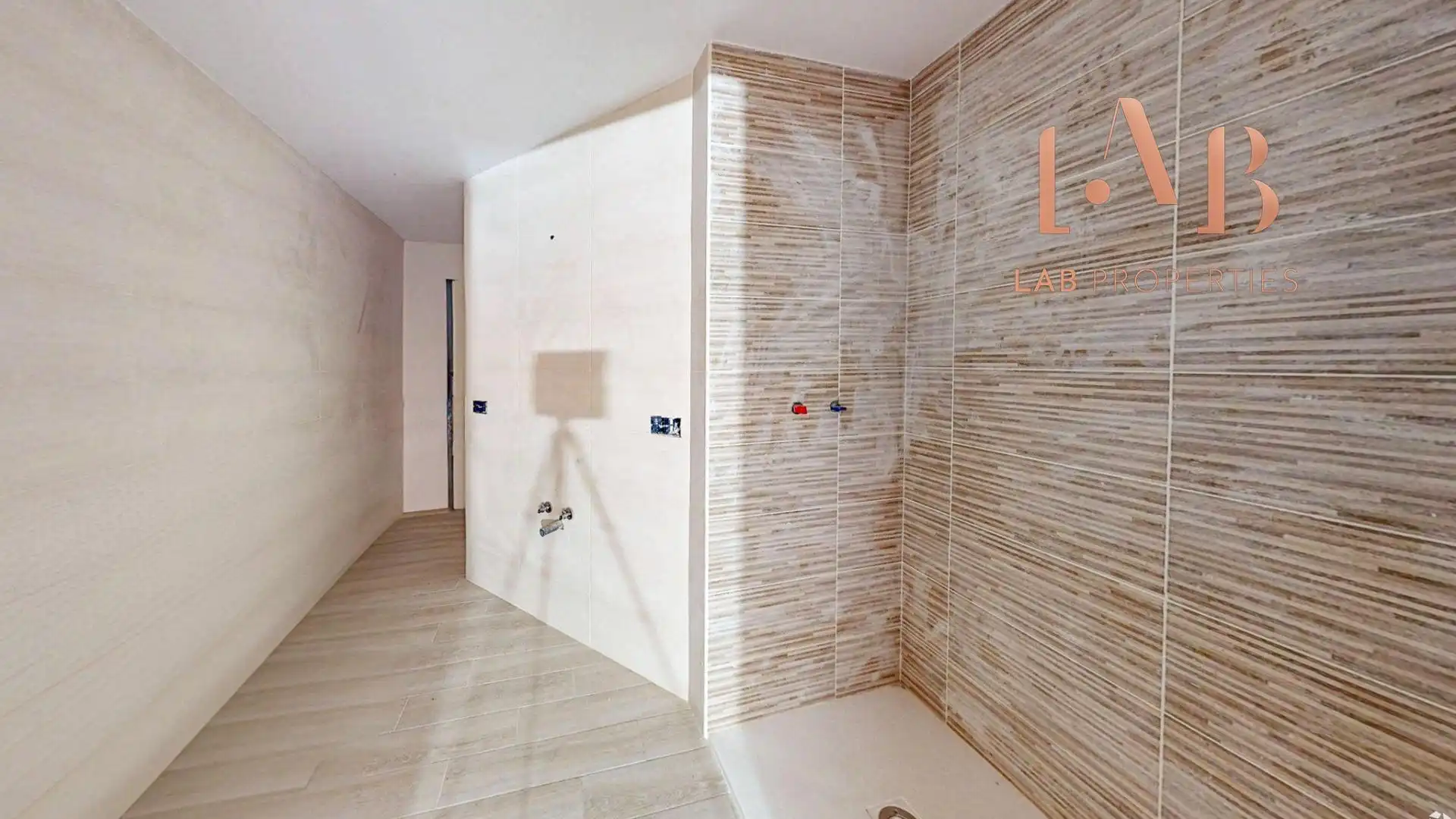 Bathroom of Houses for sale in Calvià  with Air Conditioner, Heating and Terrace