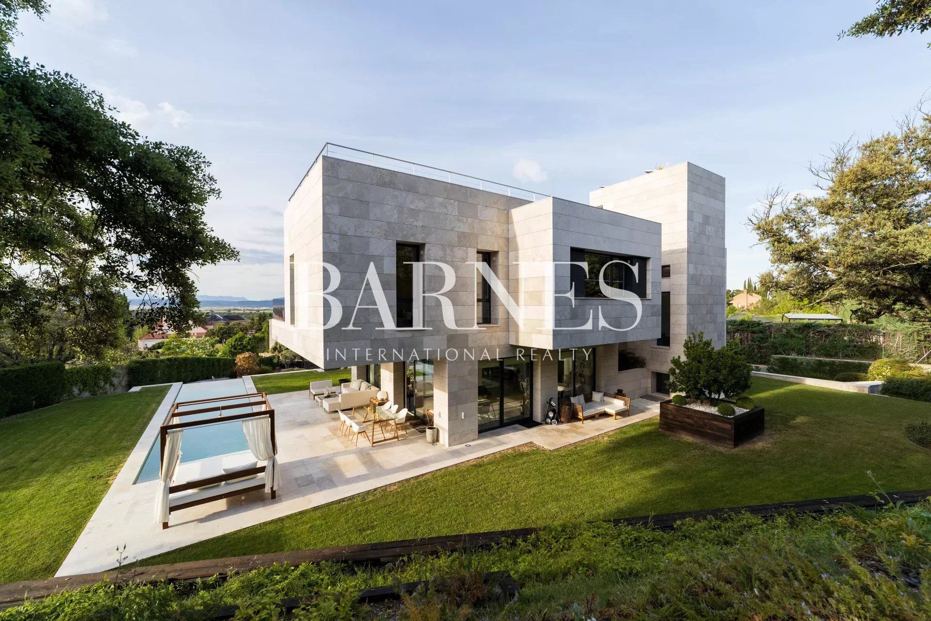 Exterior view of House or chalet for sale in Ciudalcampo  with Air Conditioner, Heating and Swimming Pool