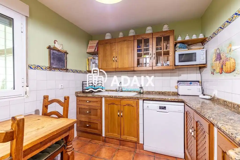 Cuina de Casa o xalet en venda en Cáceres amb Aire condicionat, Calefacció i Terrassa