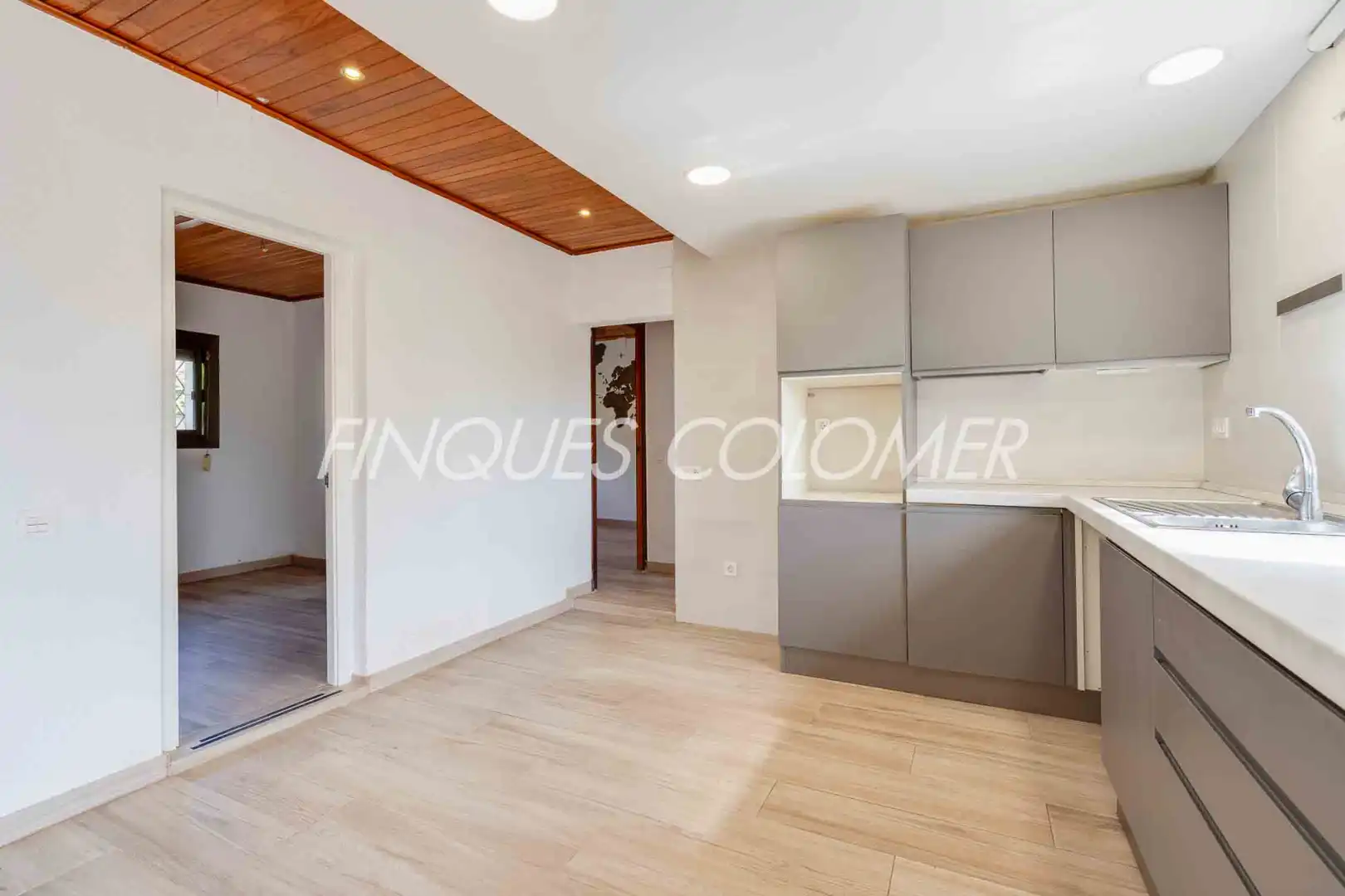 Cocina de Casa o chalet en venta en Rubí con Aire acondicionado, Jardín privado y Terraza