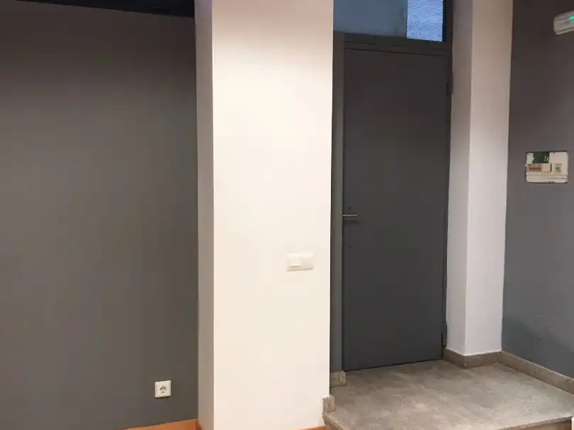Local de alquiler en Zamora Capital  con Parquet y Amueblado