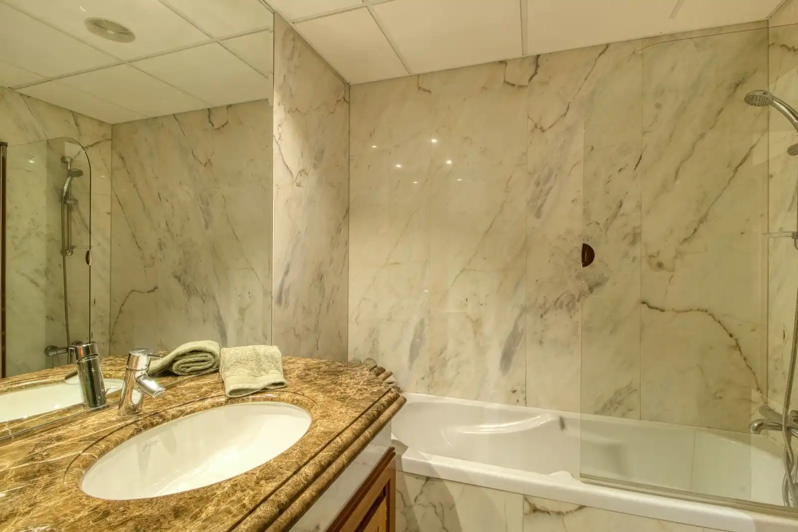 Apartament amb piscina en venda a Calle Océano Ártico 3, imagen 24