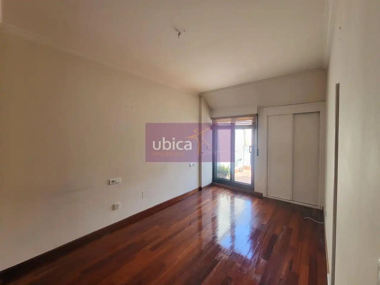 Bedroom of Attic for sale in Vigo   with Heating, Parquet flooring and Terrace