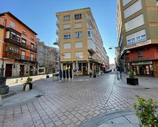 Vista exterior de Local de lloguer en Santoña