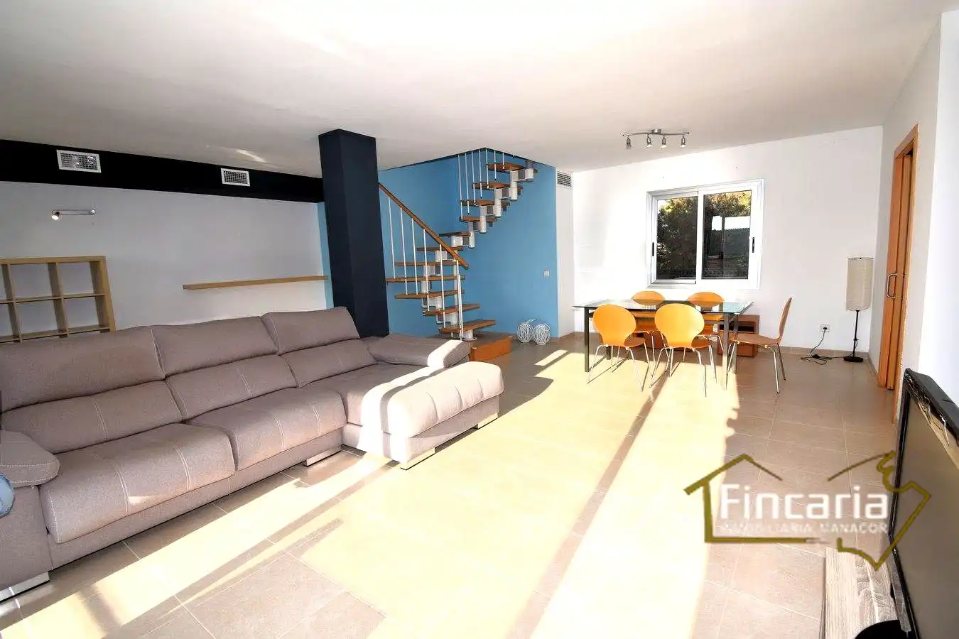 Wohnzimmer von Dachboden zum Verkauf in Manacor mit Terrasse, Abstellraum und Balkon