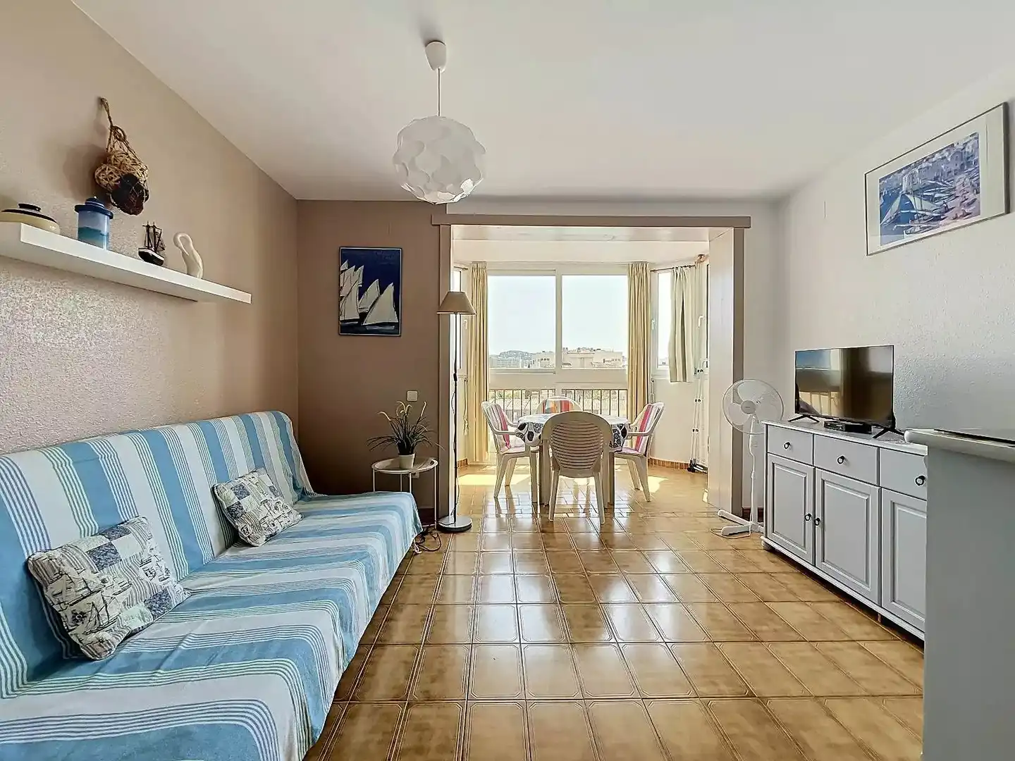 Living room of Flat for sale in Roses  with Furnished