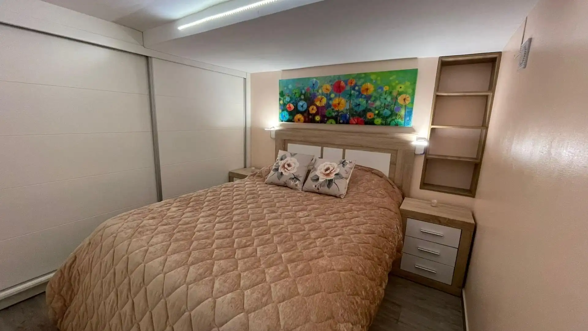 Habitación de Apartamento en venta en Calpe / Calp con Aire acondicionado, Calefacción y Jardín privado