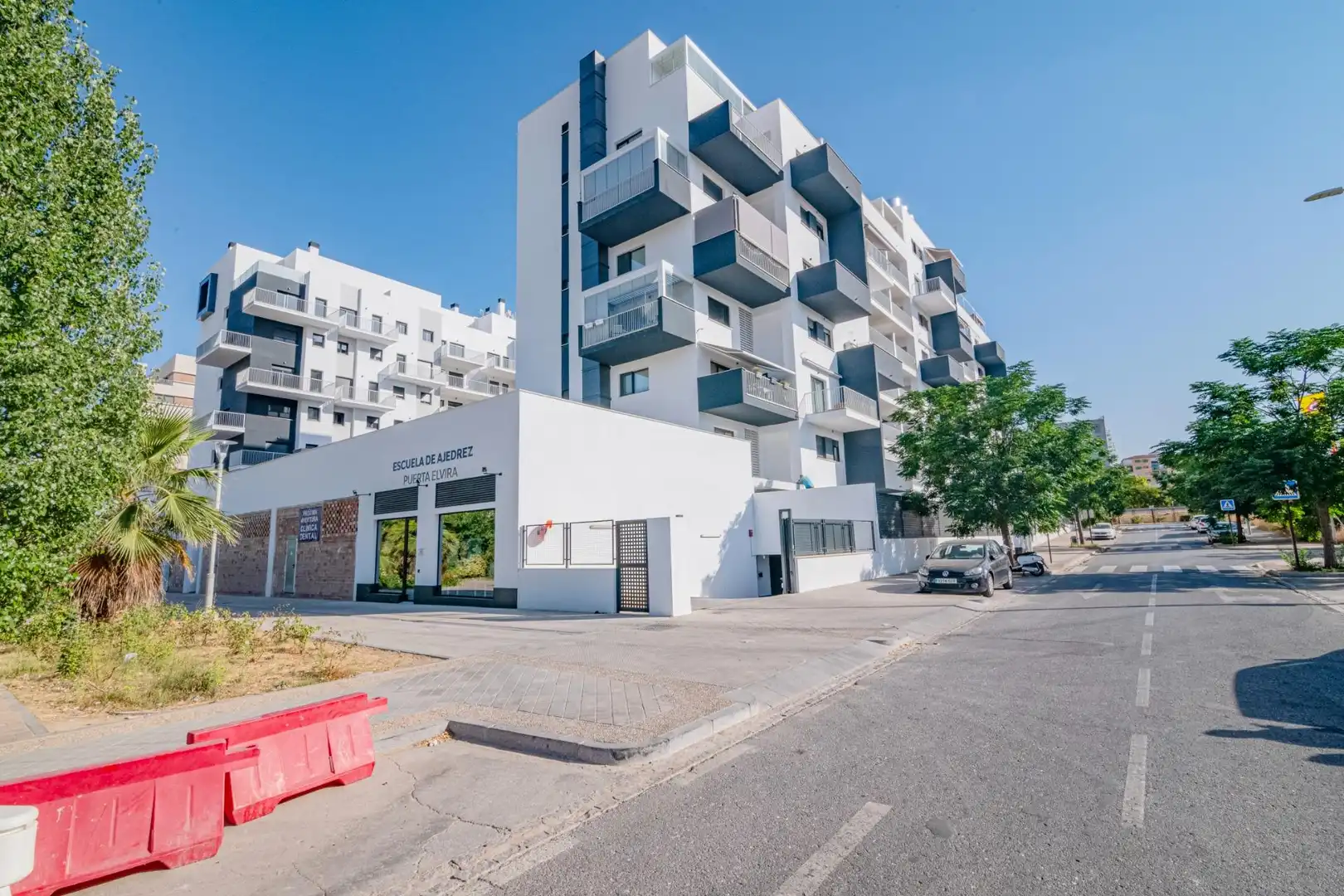 Vista exterior de Pis en venda en Granada amb Aire condicionat, Calefacció i Terrassa