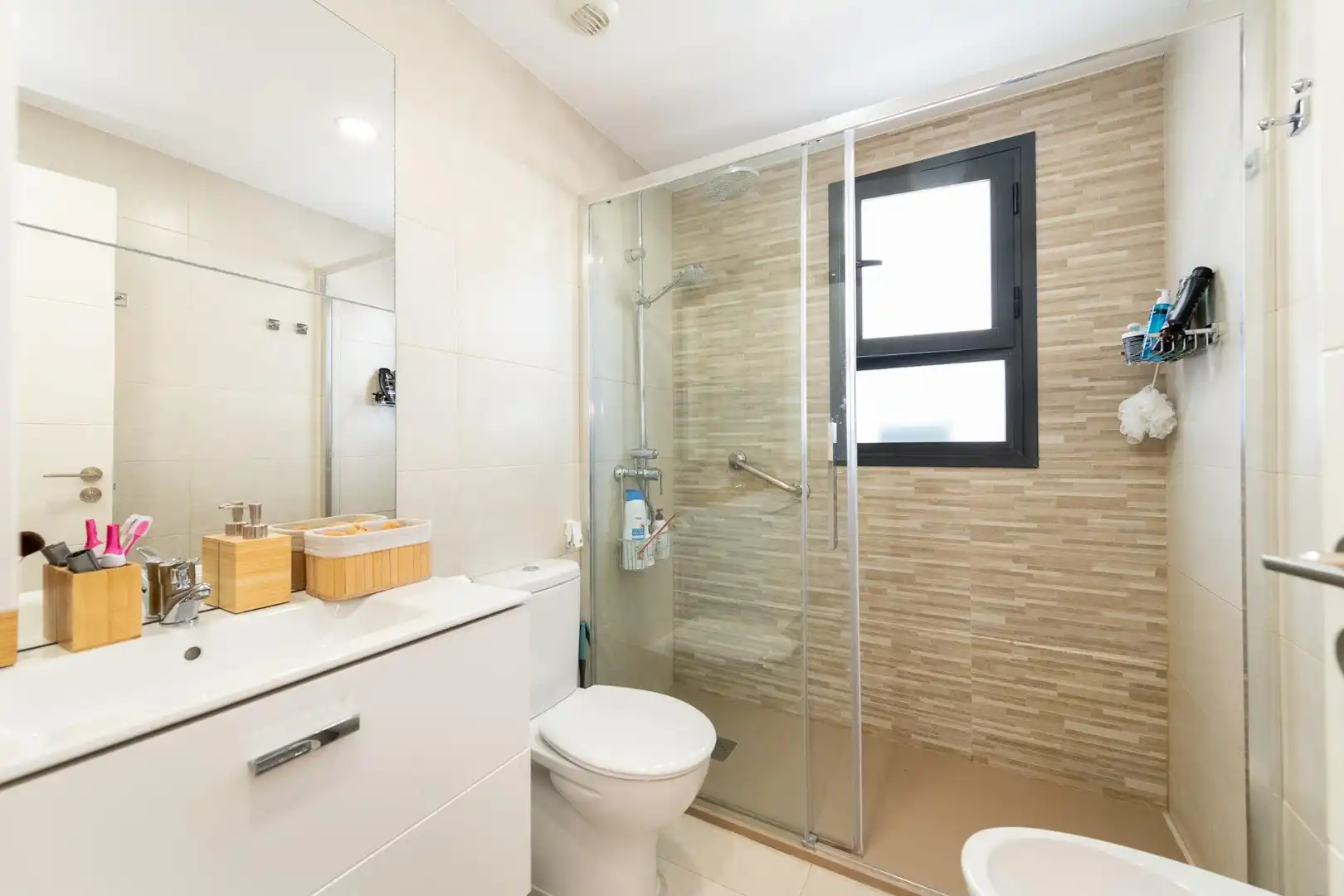 Baño de Ático en venta en Rincón de la Victoria con Terraza, Trastero y Piscina comunitaria