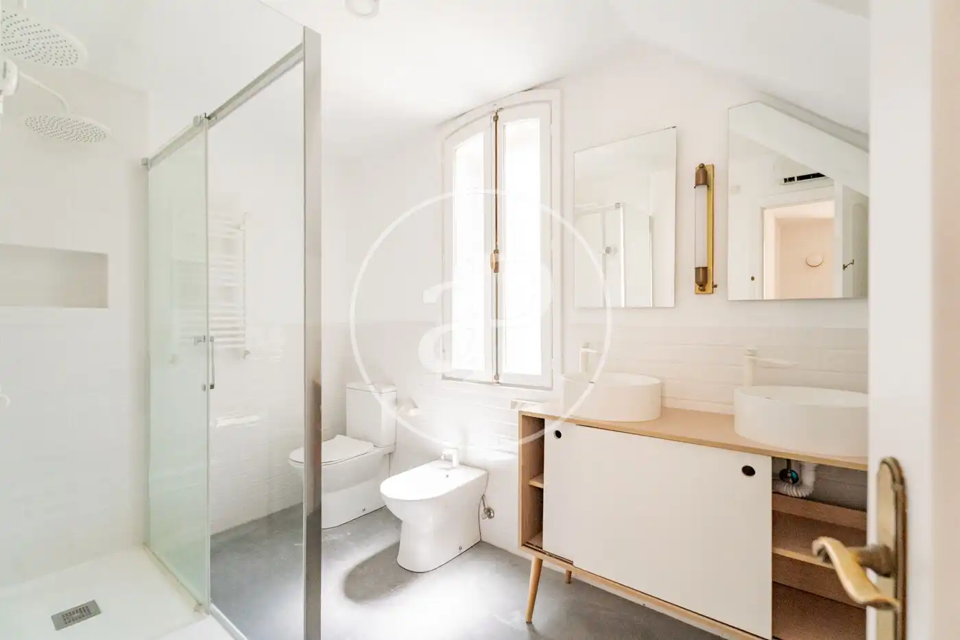 Baño de Casa o chalet de alquiler en Madrid con Aire acondicionado, Calefacción y Jardín privado