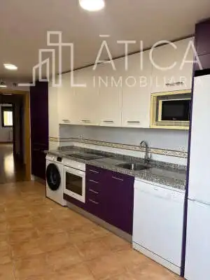 Cocina de Piso en venta en Villares de la Reina con Calefacción, Terraza y Trastero
