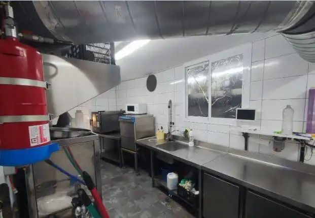 Local comercial en venda a Casco Antiguo, imagen 6