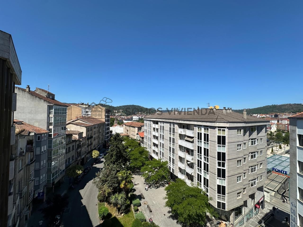 Vista exterior de Pis en venda en Ourense Capital  amb Calefacció i Balcó