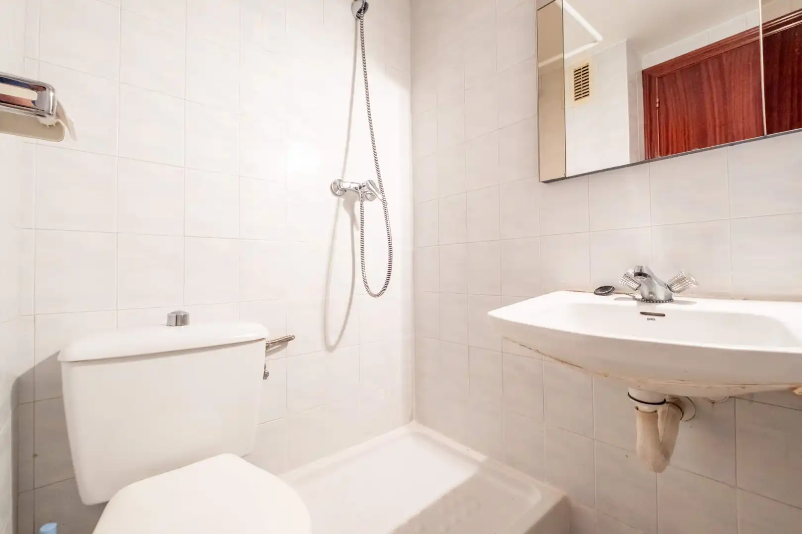 Badezimmer von Wohnung zum Verkauf in Zaragoza mit Klimaanlage, Heizung und Terrasse