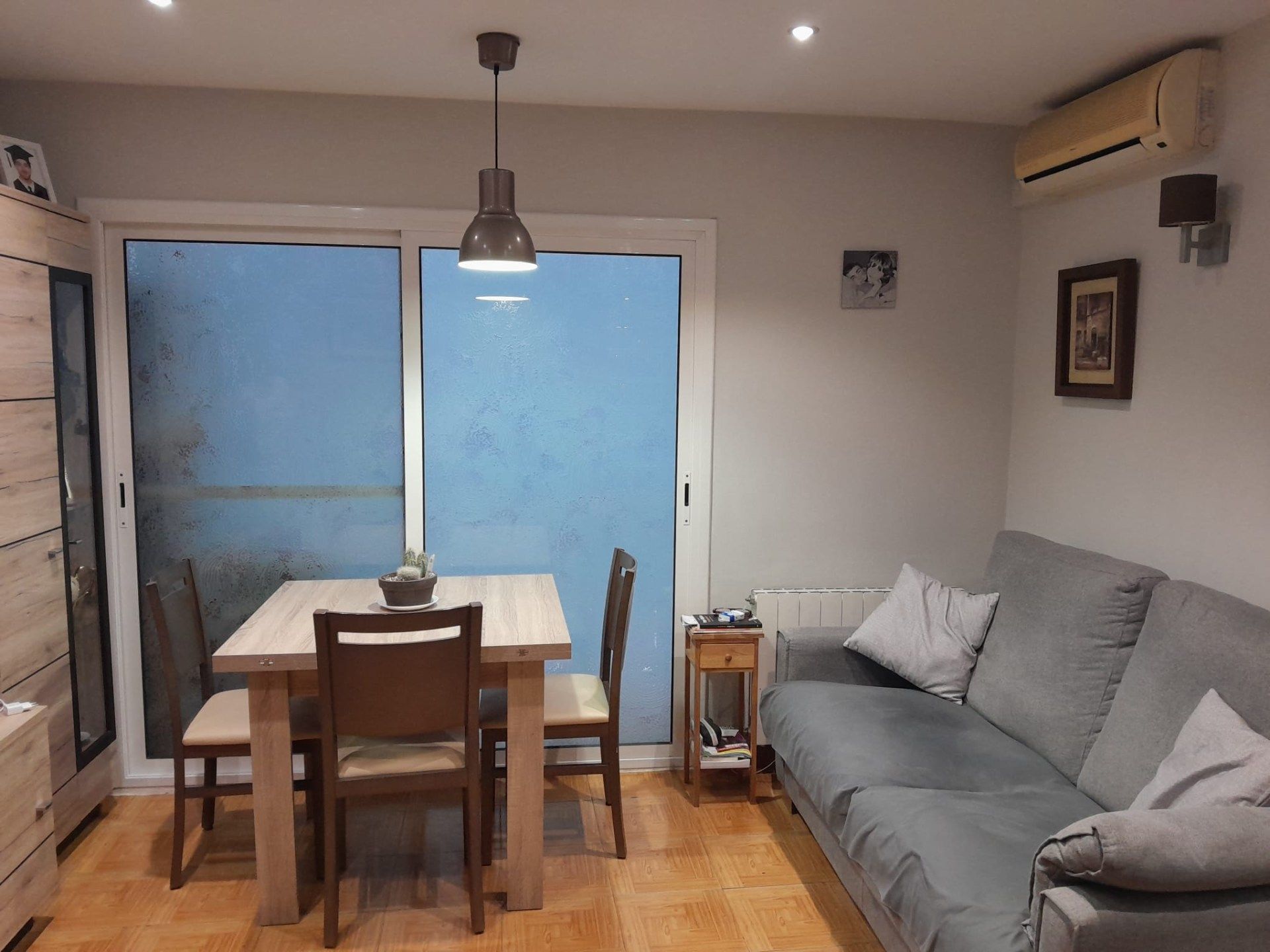 Living room of Flat for sale in Montcada i Reixac  with Air Conditioner, Heating and Furnished