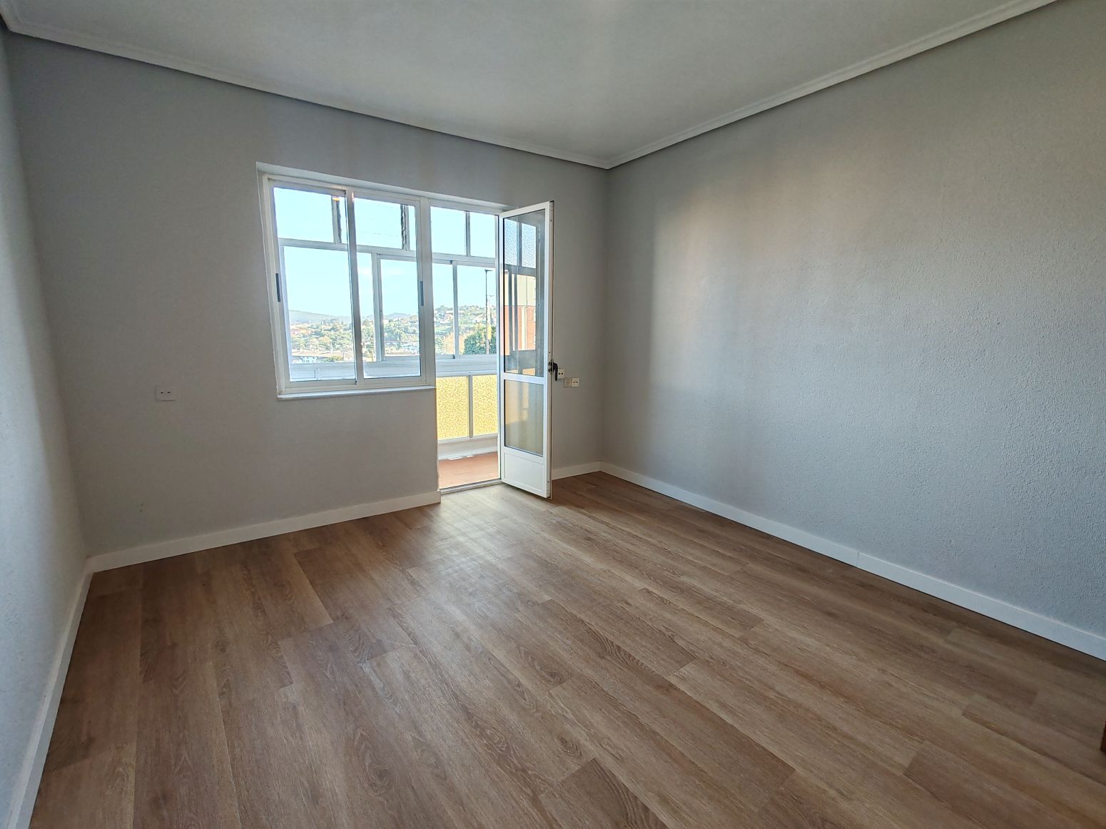 Bedroom of Flat to rent in Avilés  with Terrace