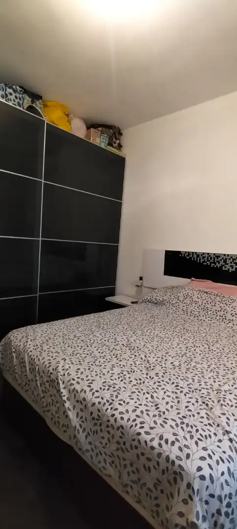 Bedroom of Flat for sale in Sevilla  with Air Conditioner