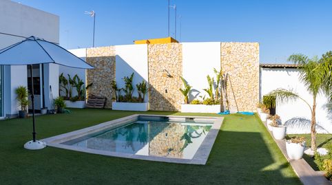 Foto 3 de Casa o chalet en venta en La Hacienda - Nueva Andalucía, Dos Hermanas