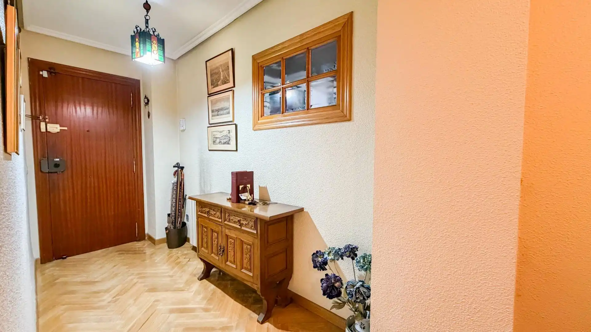 Wohnung zum Verkauf in Valencia mit Klimaanlage, Heizung und Parkett