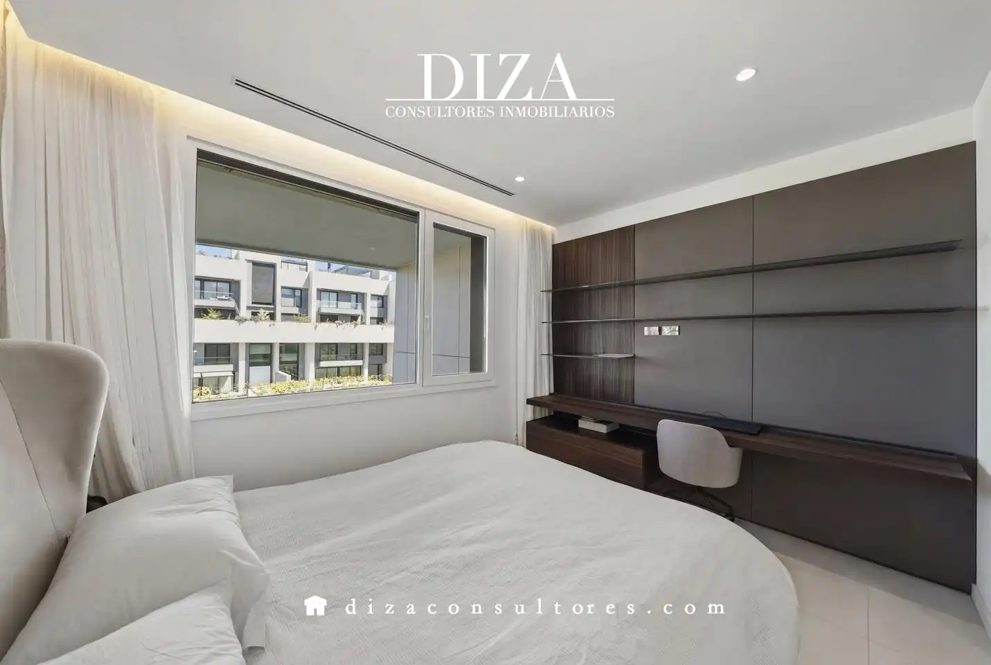 Bedroom of Duplexes for sale in Pozuelo de Alarcón  with Air Conditioner, Heating and Private garden
