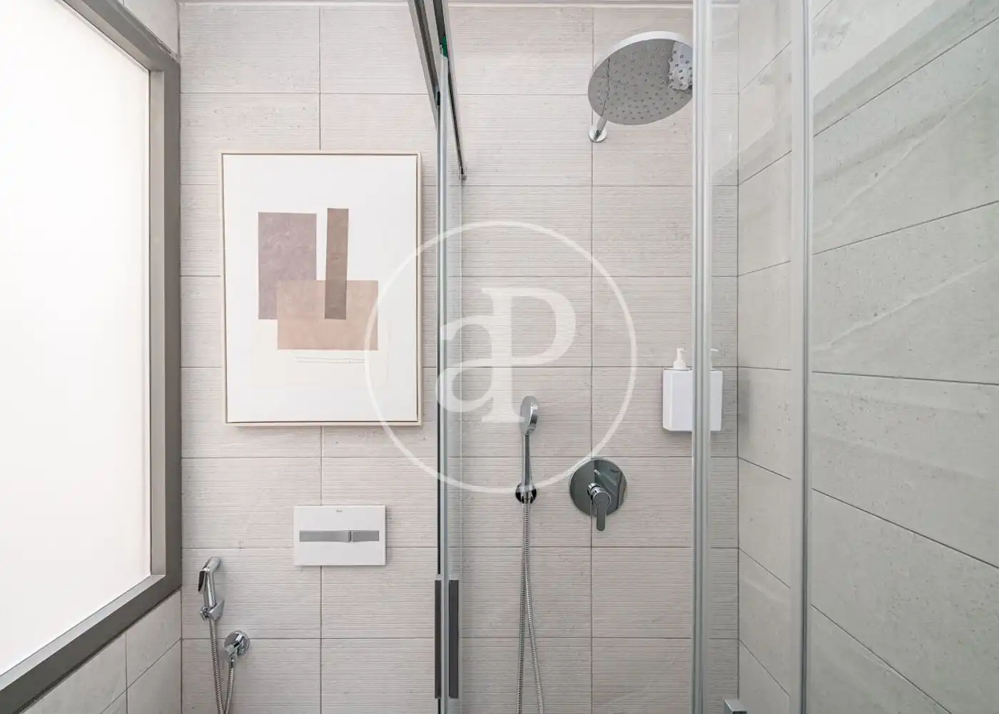 Baño de Piso en venta en Madrid con Aire acondicionado, Calefacción y Amueblado