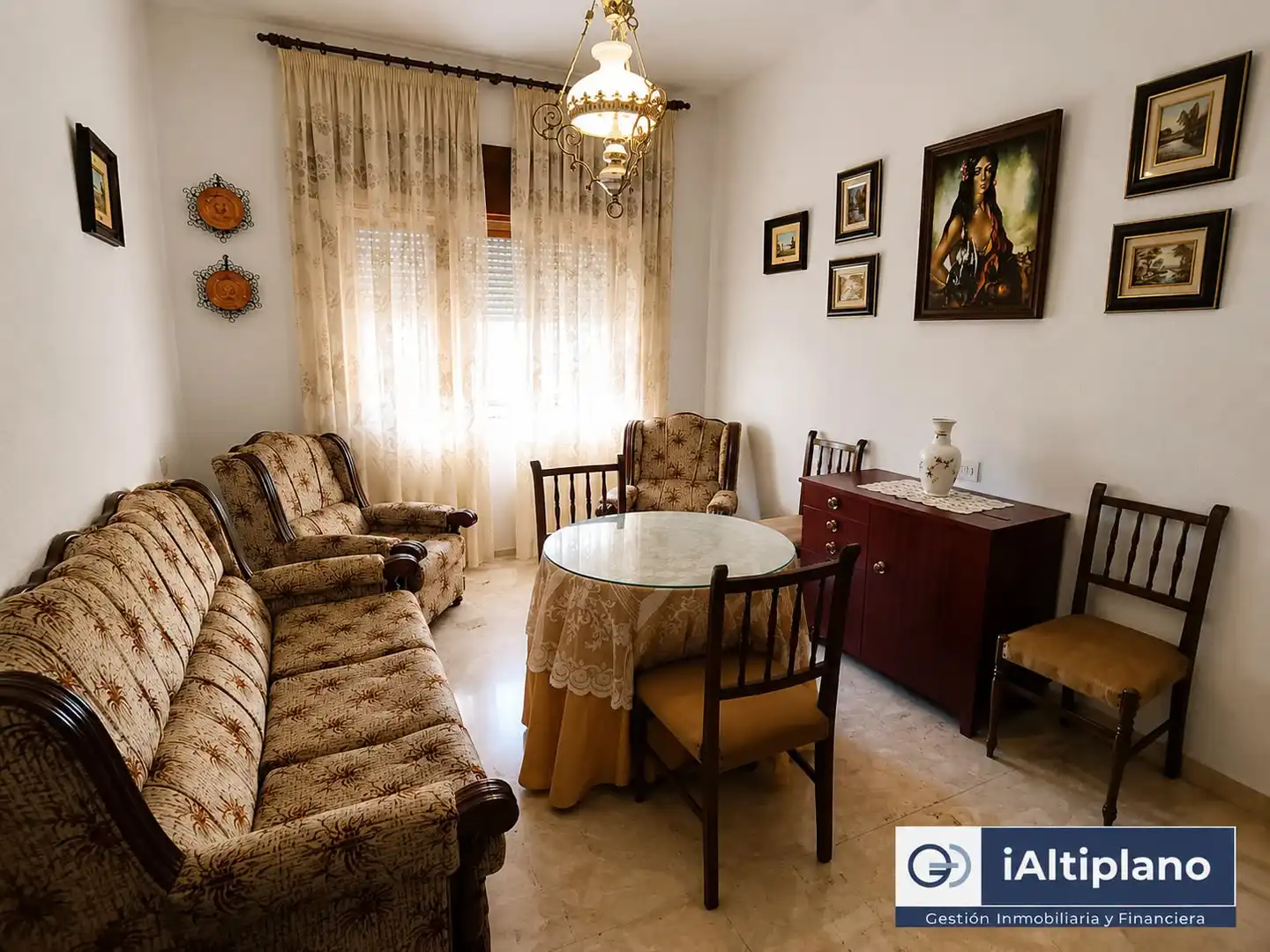 Living room of Flat for sale in Caniles  with Terrace and Furnished