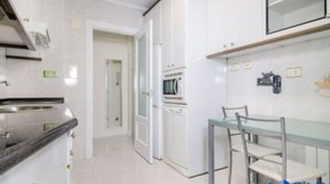 Foto 2 de Piso en venta en Sagarminaga Etxetaldea, Bolueta, Bilbao