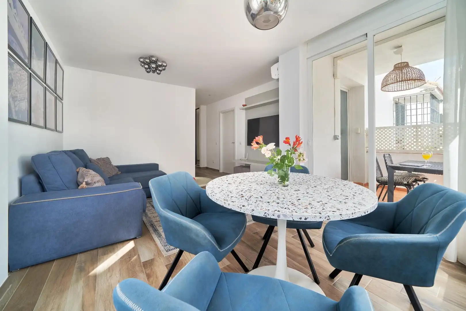 Sala de estar de Apartamento en venta en Marbella con Aire acondicionado, Jardín privado y Terraza