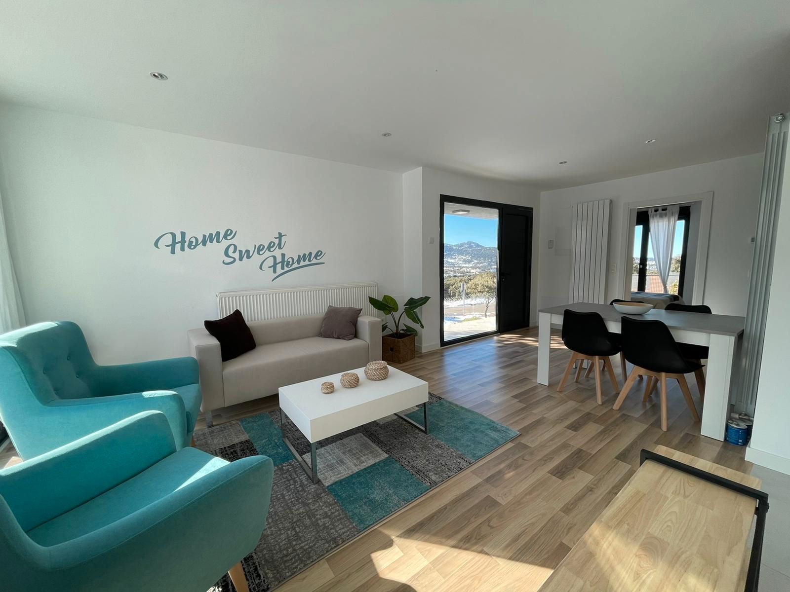 Living room of Single-family semi-detached for sale in Vegas de Matute  with Heating, Private garden and Oven