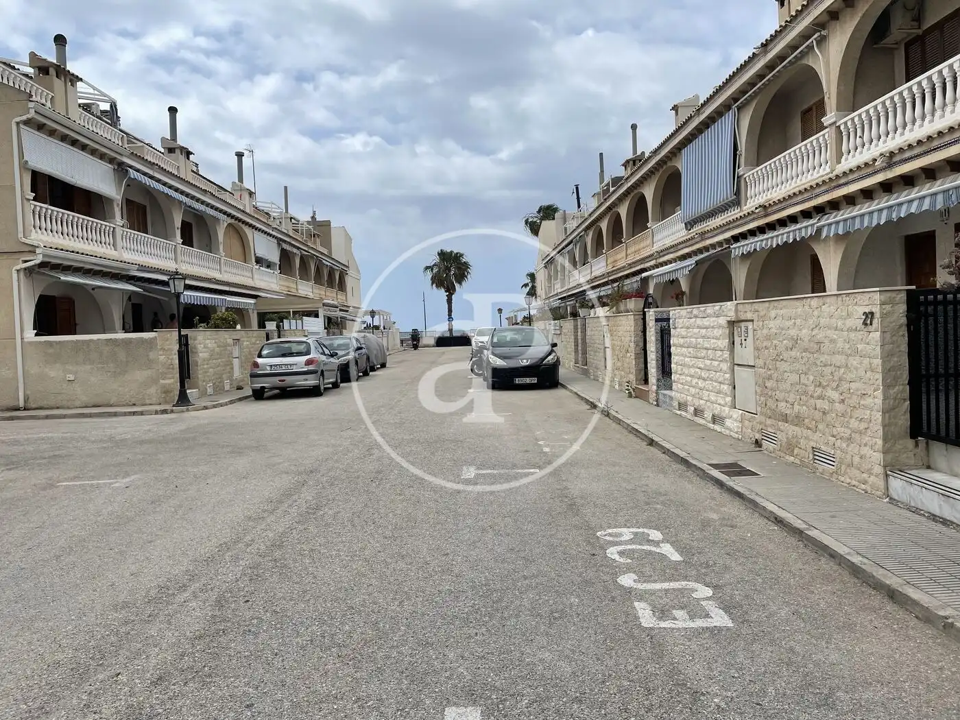 Vista exterior de Dúplex de alquiler en Santa Pola con Aire acondicionado, Calefacción y Terraza