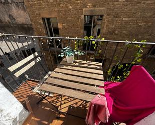 Terrassa de Estudi en venda en  Barcelona Capital amb Parquet, Moblat i Balcó