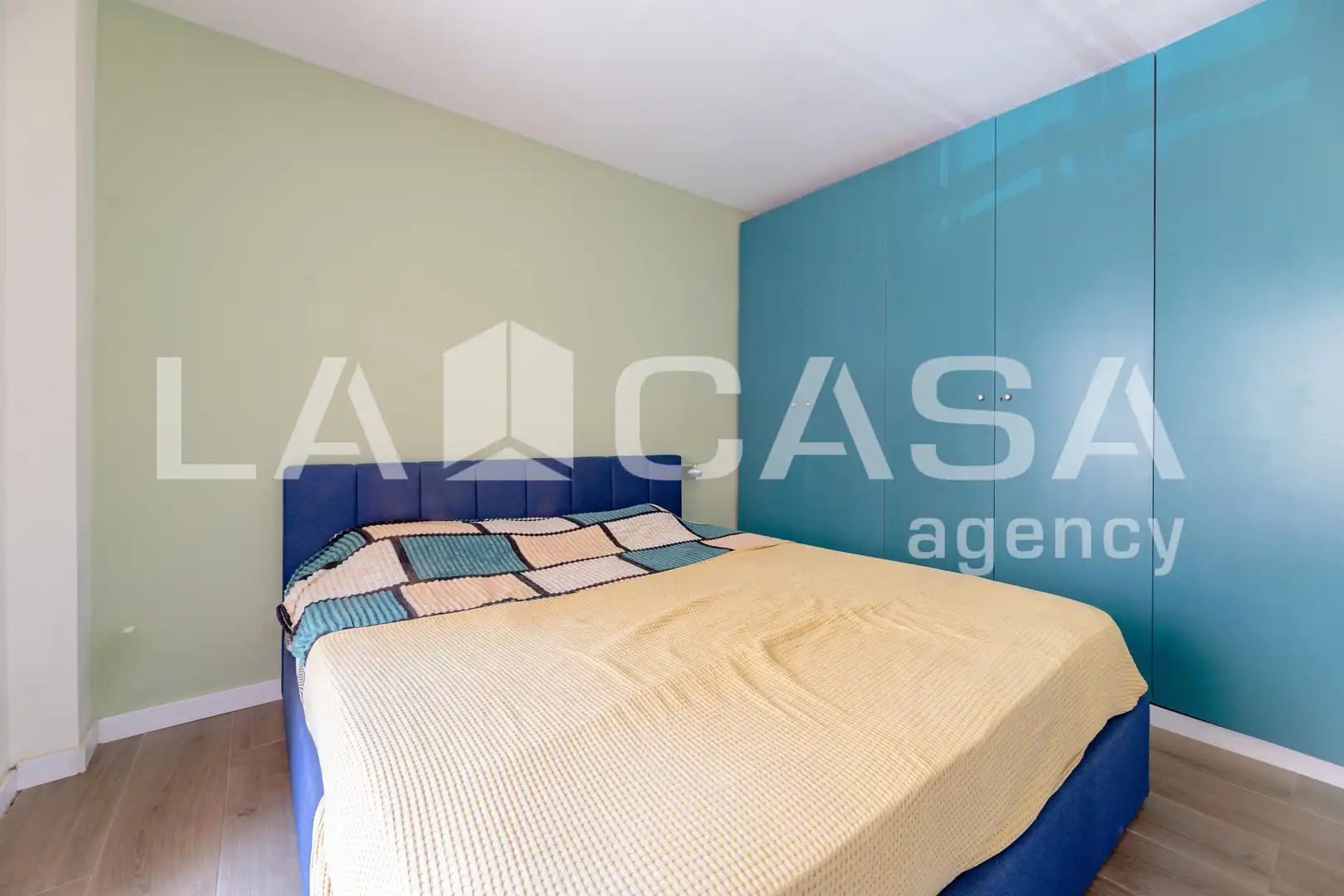 Bedroom of Flat for sale in Valencia  with Heating and Balcony