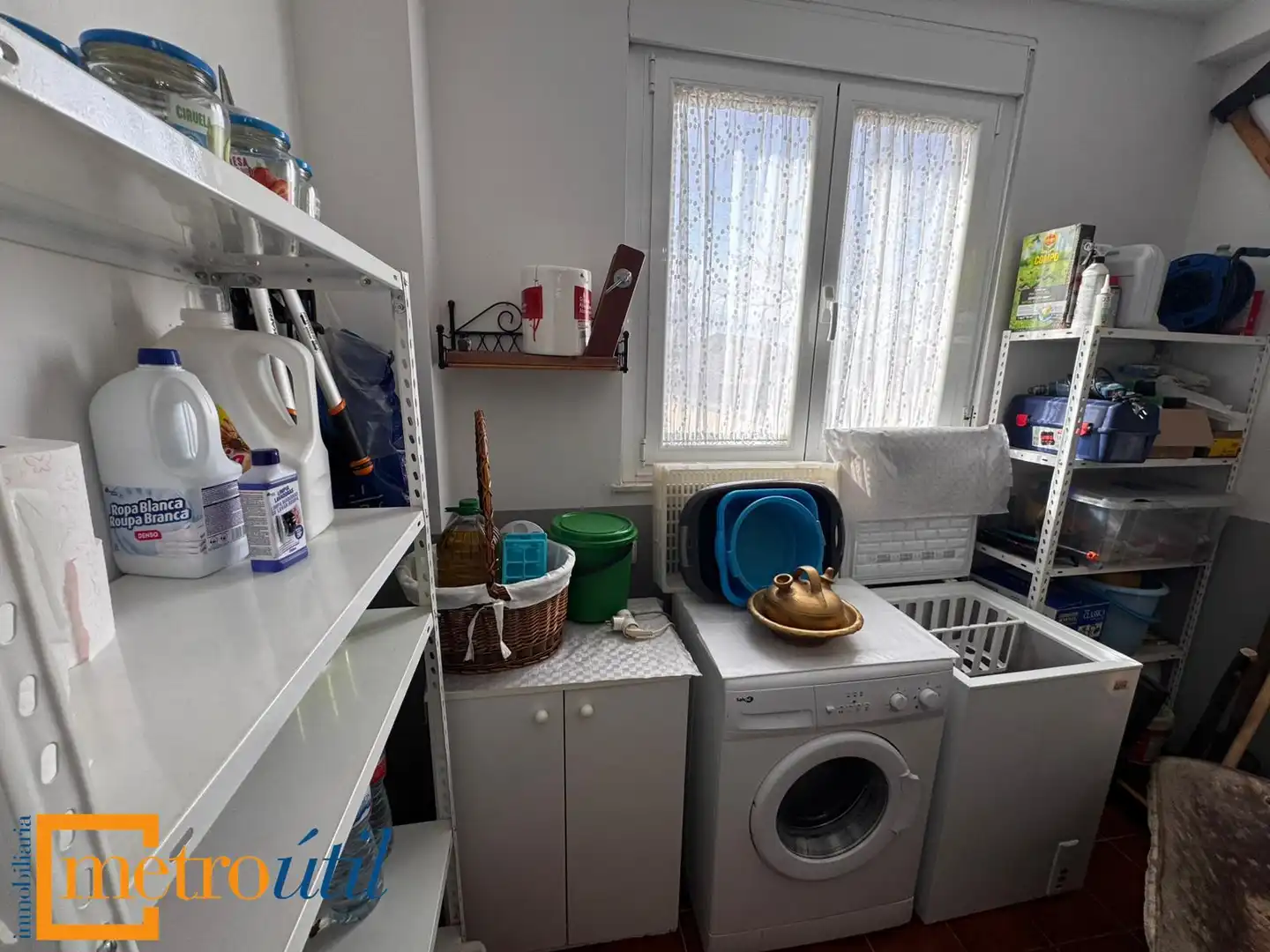 Cuina de Casa o xalet en venda en Mozárbez amb Calefacció, Jardí privat i Parquet