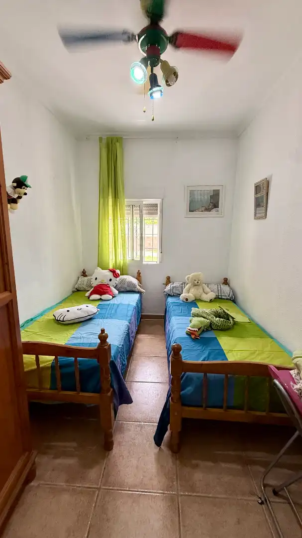 Habitación de Casa o chalet en venta en Chiclana de la Frontera con Aire acondicionado, Calefacción y Jardín privado