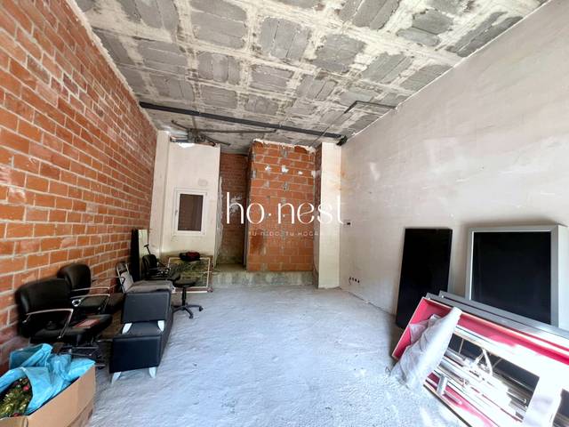 Local comercial en Alquiler en La Girada