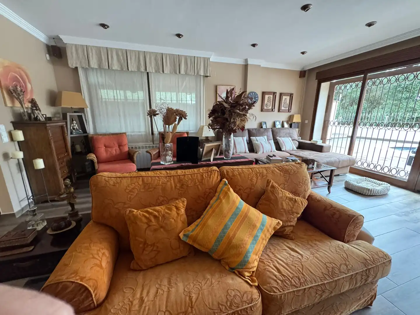 Sala de estar de Casa o chalet en venta en Alicante / Alacant con Aire acondicionado, Calefacción y Jardín privado
