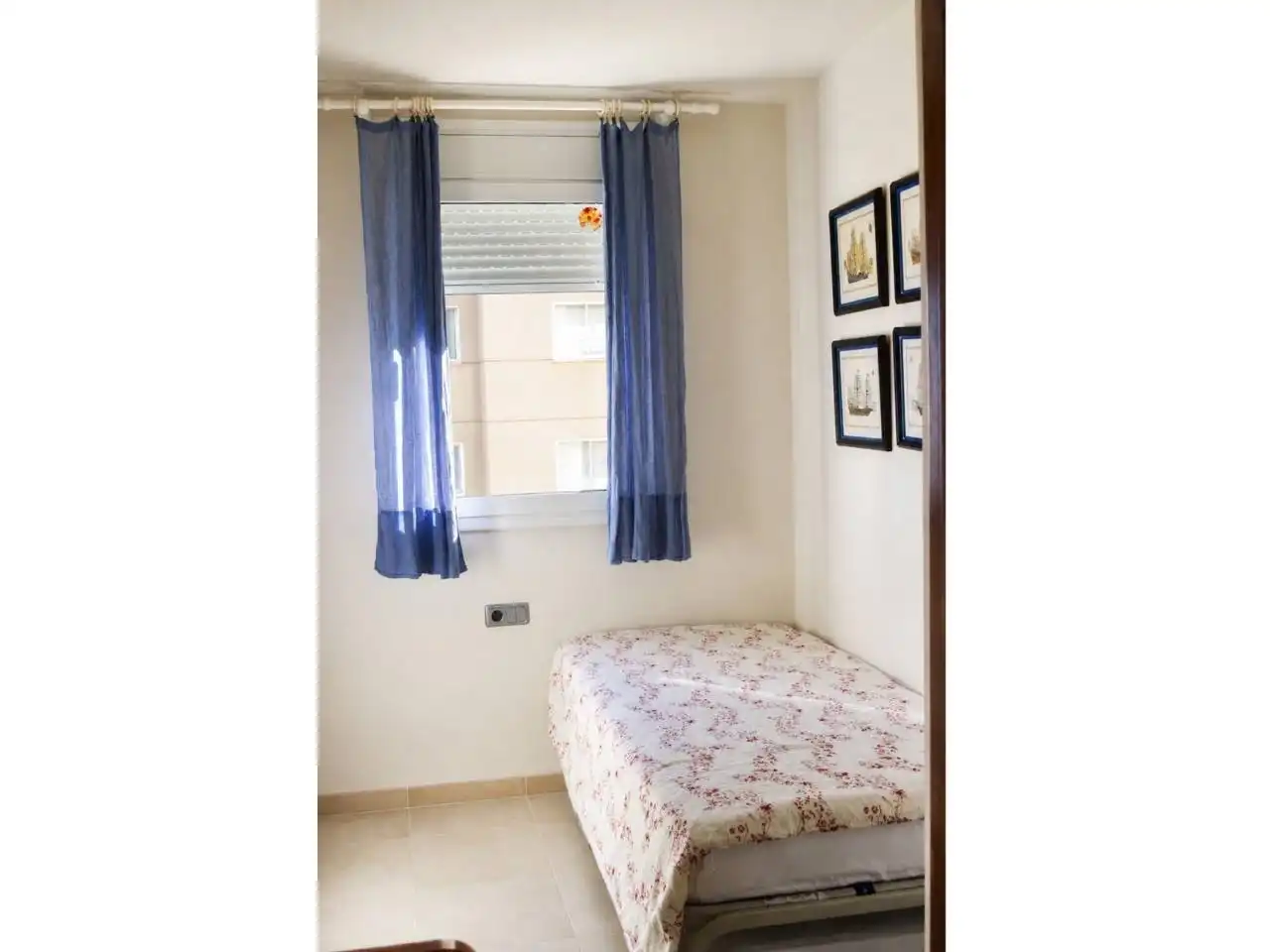 Flat with terrace for sale in Avenida maria cristina 1, imagen 4